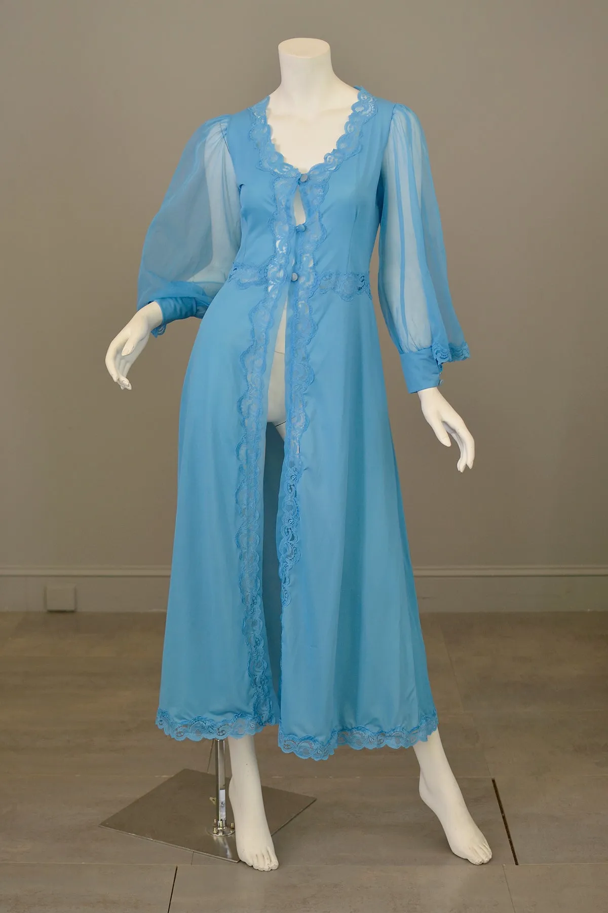 1970s doing 1930s Hollywood Glam Robe with Poet Sleeves