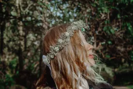 Baby's Breath and Ivory Dainty Roses Crown, Dainty Wreath, Dainty Rose Crown, Dainty Dried Flower Wreath, Whimsical Forest Crown