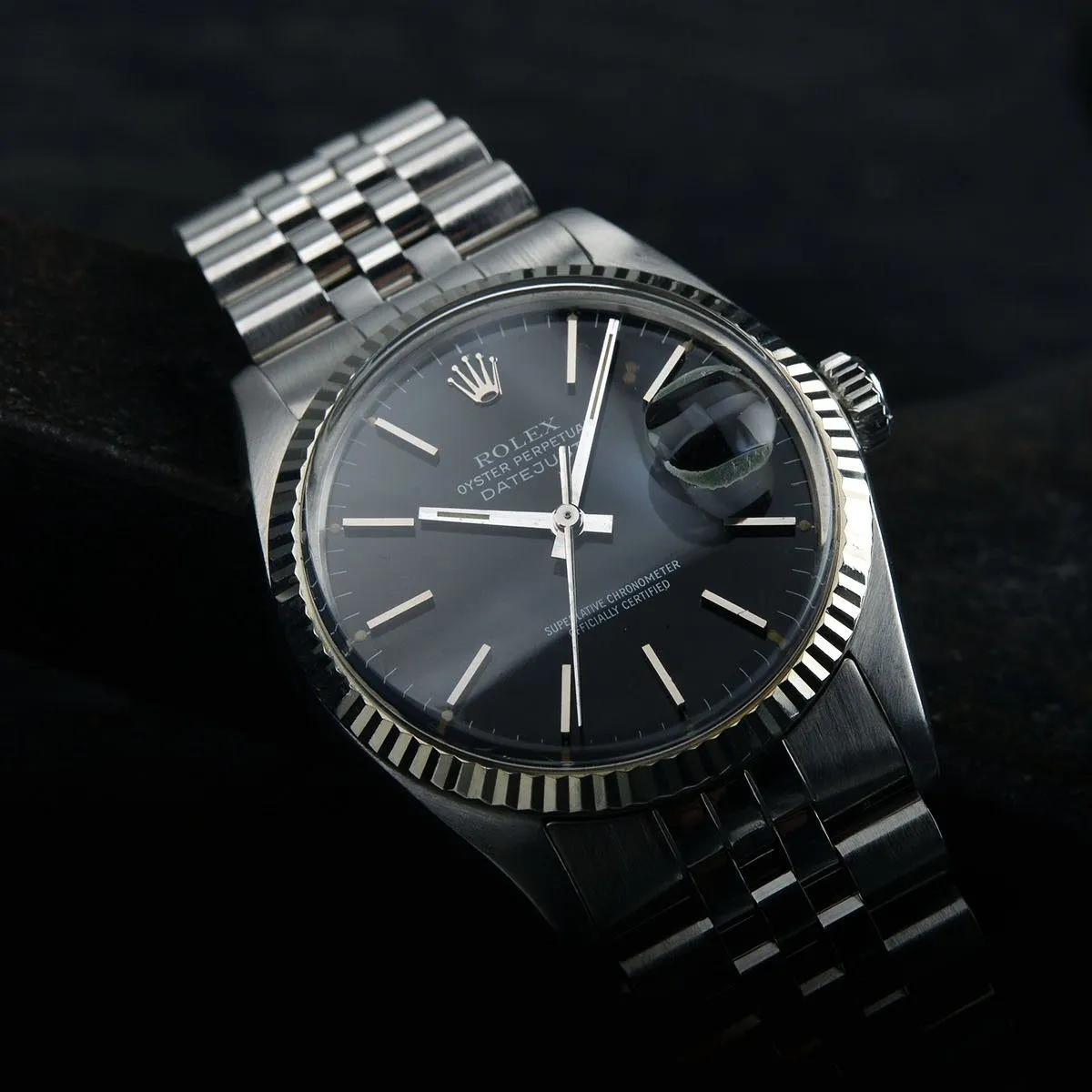 GLOSS BLACK DIAL ROLEX DATEJUST 16014