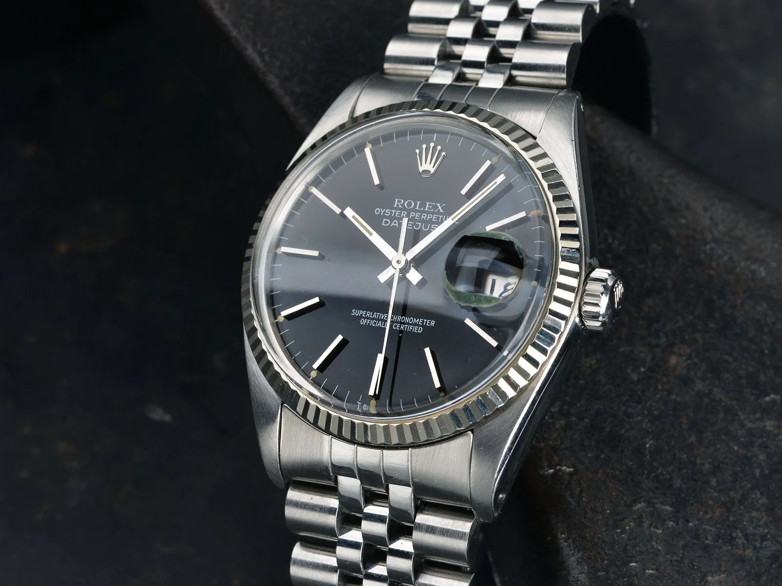 GLOSS BLACK DIAL ROLEX DATEJUST 16014