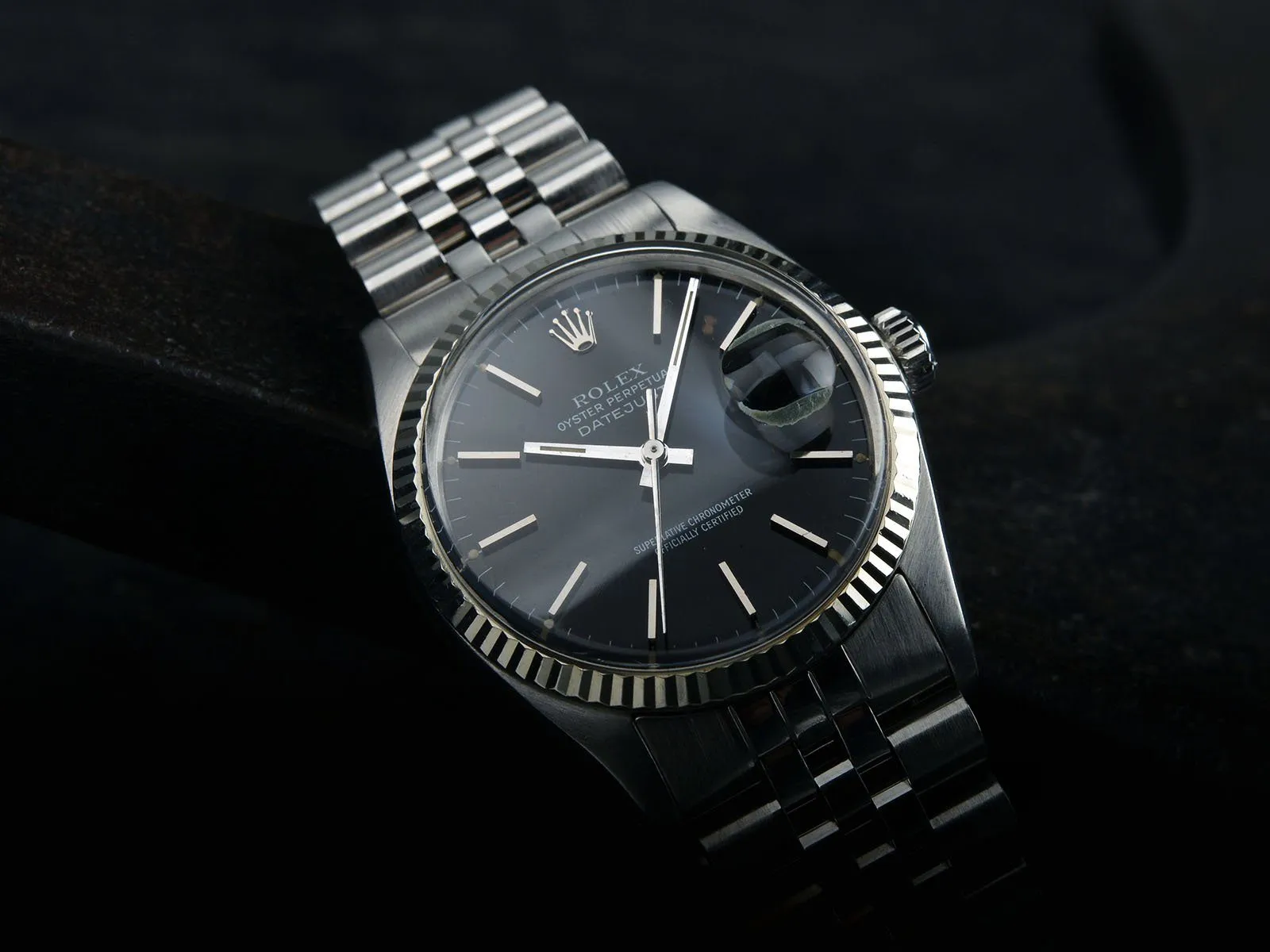 GLOSS BLACK DIAL ROLEX DATEJUST 16014