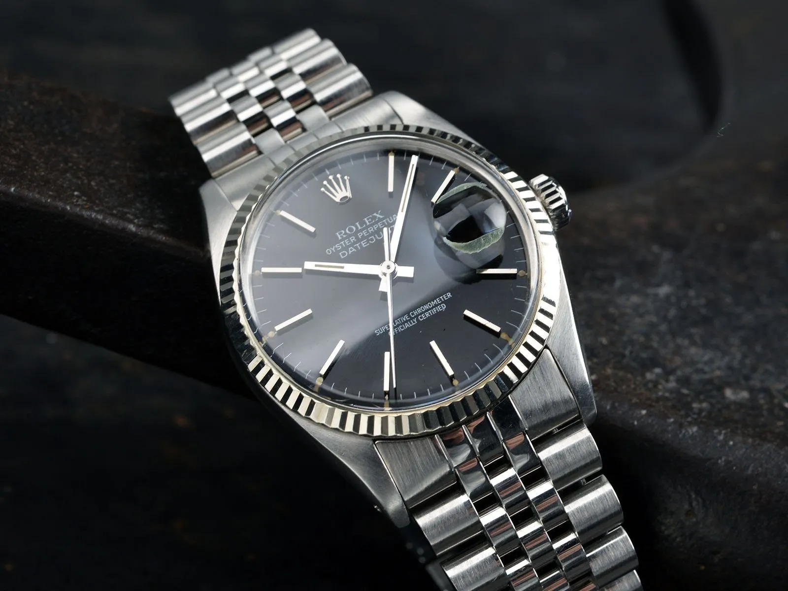 GLOSS BLACK DIAL ROLEX DATEJUST 16014