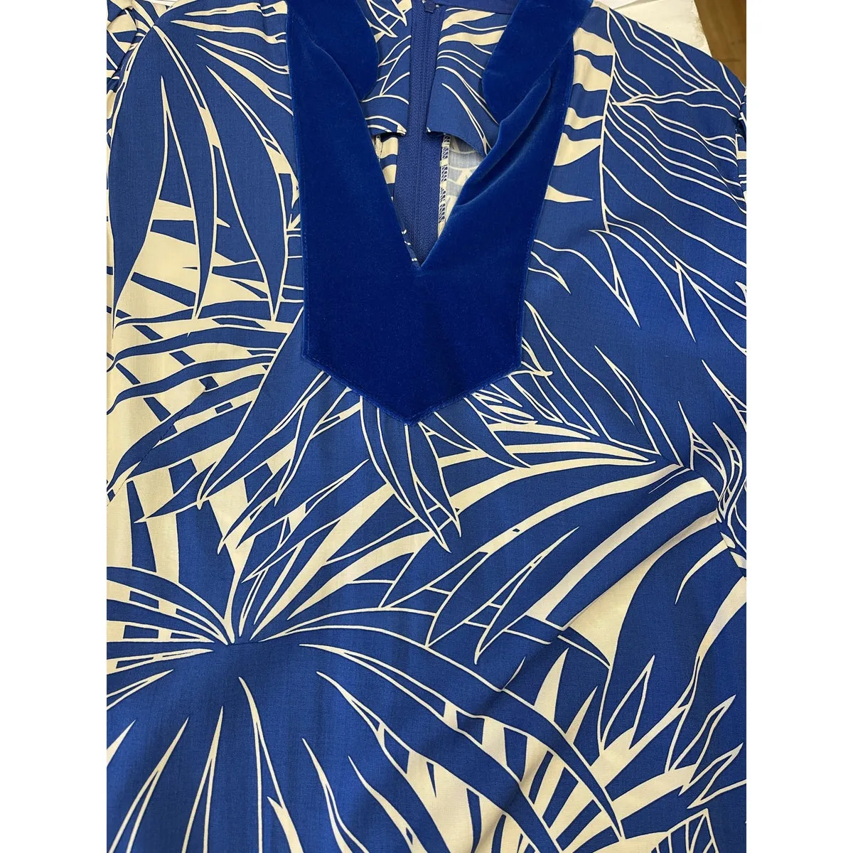 Hawaiian Muumuu Dress with Blue Velvet Trim | Palm Leaf Print 2656