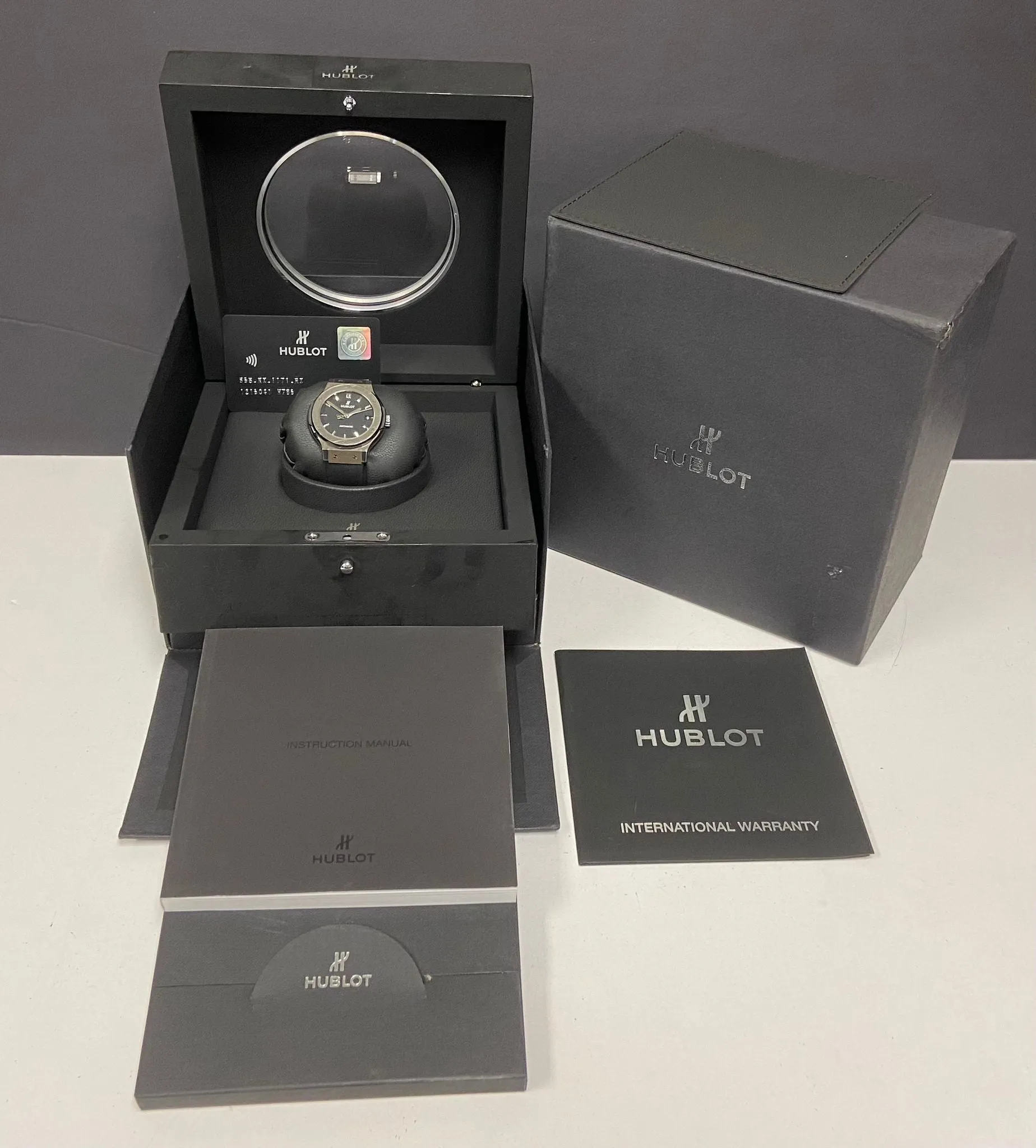 Hublot Classic Fusion Titanium 38mm 565.NX.1171.RX Black Dial Automatic Men's Watch