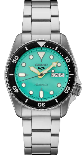 Seiko 5 Sports SKX Mid-Size Vibrant Green Dial